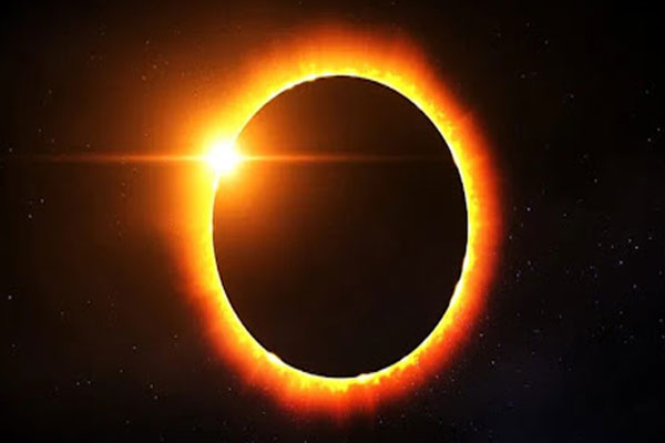 सूर्य ग्रहण शुरू, मुंबई-कश्मीर समेत भारत में कुछ ऐसा दिखा सूरज