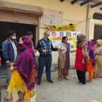 भारती चैरिटेबल ट्रस्ट द्वारा गर्भवती महिलाओं को दवाईयां निशुल्क