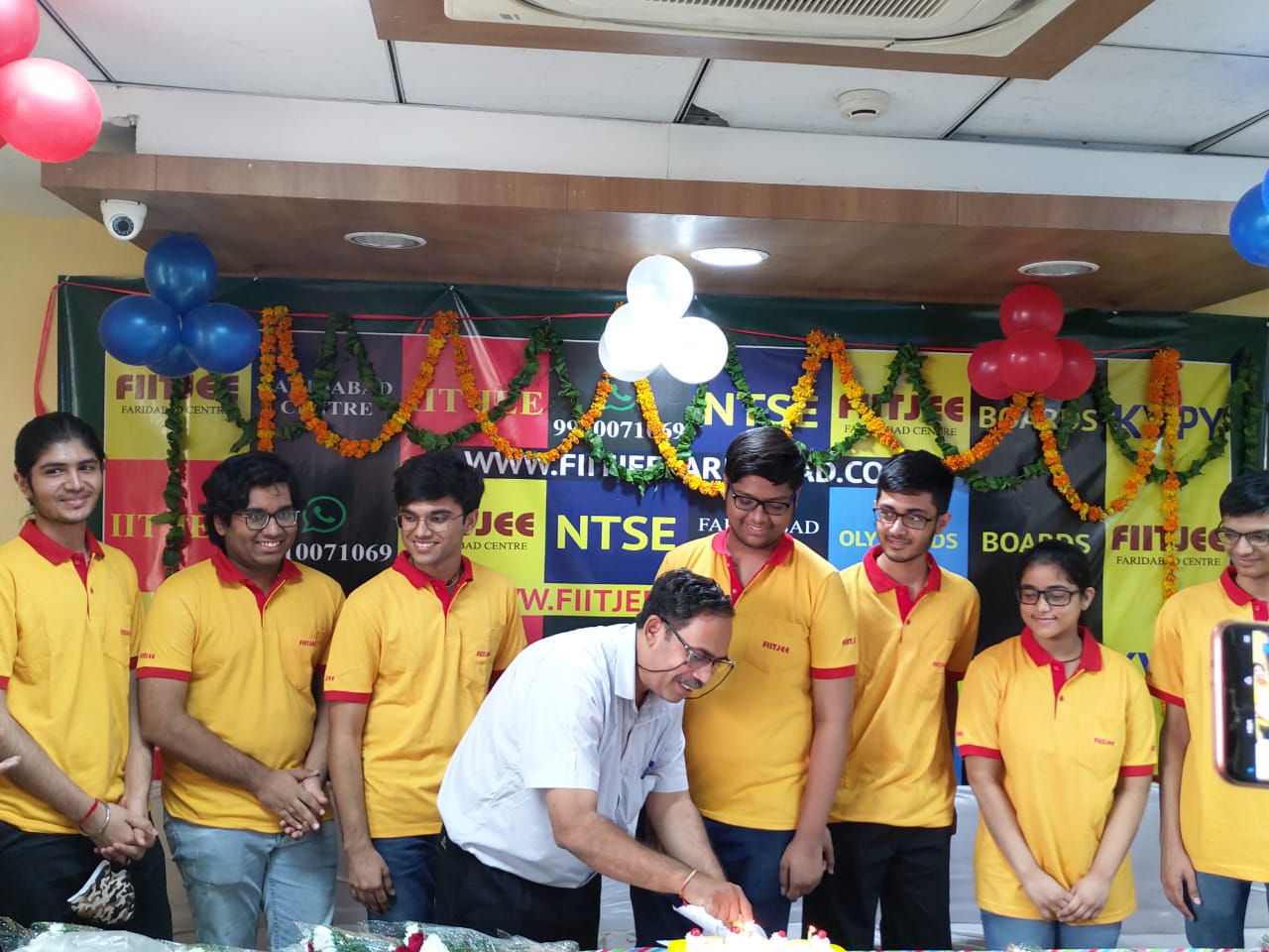 ऋषित सिंगला (एआईआर-68) जेईई एडवांस 2021 में फरीदाबाद सिटी टॉपर बने