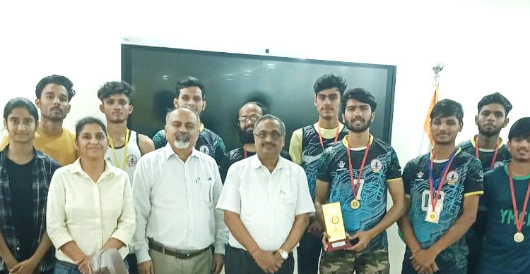 जे.सी. बोस विश्वविद्यालय की वॉलीबॉल टीम ने जीता स्वर्ण पदक