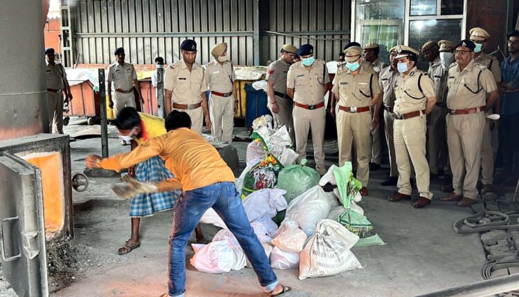 फरीदाबाद : 185 किलोग्राम नशीले पदार्थ को पुलिस ने किया नष्ट