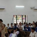 इंस्पेक्टर गीता ने छात्राओं को महिला विरुद्ध क्राइम को लेकर किया जागरूक