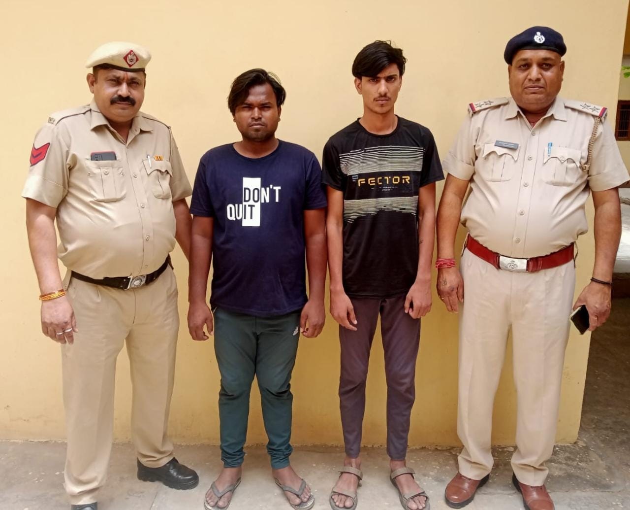 24 वर्षीय गुमशुदा महिला को क्राइम ब्रांच कैट की टीम ने तलाश कर किया परिजनों के हवाले