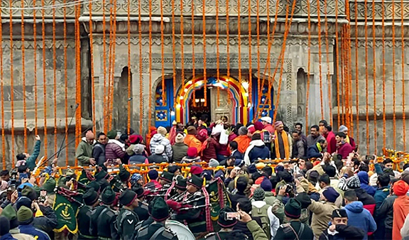 चारधाम यात्रा: प्रतिदिन दर्शन करने वाले तीर्थयात्रियों की निर्धारित संख्या में बढ़ोतरी