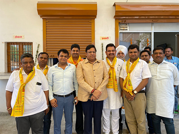 फरीदाबाद के सारन में श्री हरी भोग रसोई की स्थापना अवसर पर बतौर मुख्यातिथि पहुंचे पूर्व उद्योग मंत्री विपुल गोयल