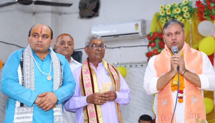 भागवत कथा का श्रवण करने से जीवन तर जाता है : विजय प्रताप सिंह