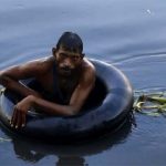 Chhanyasa police rescued two youths drowning in Yamuna river by taking them out safely after hard effort, villagers thanked wholeheartedly