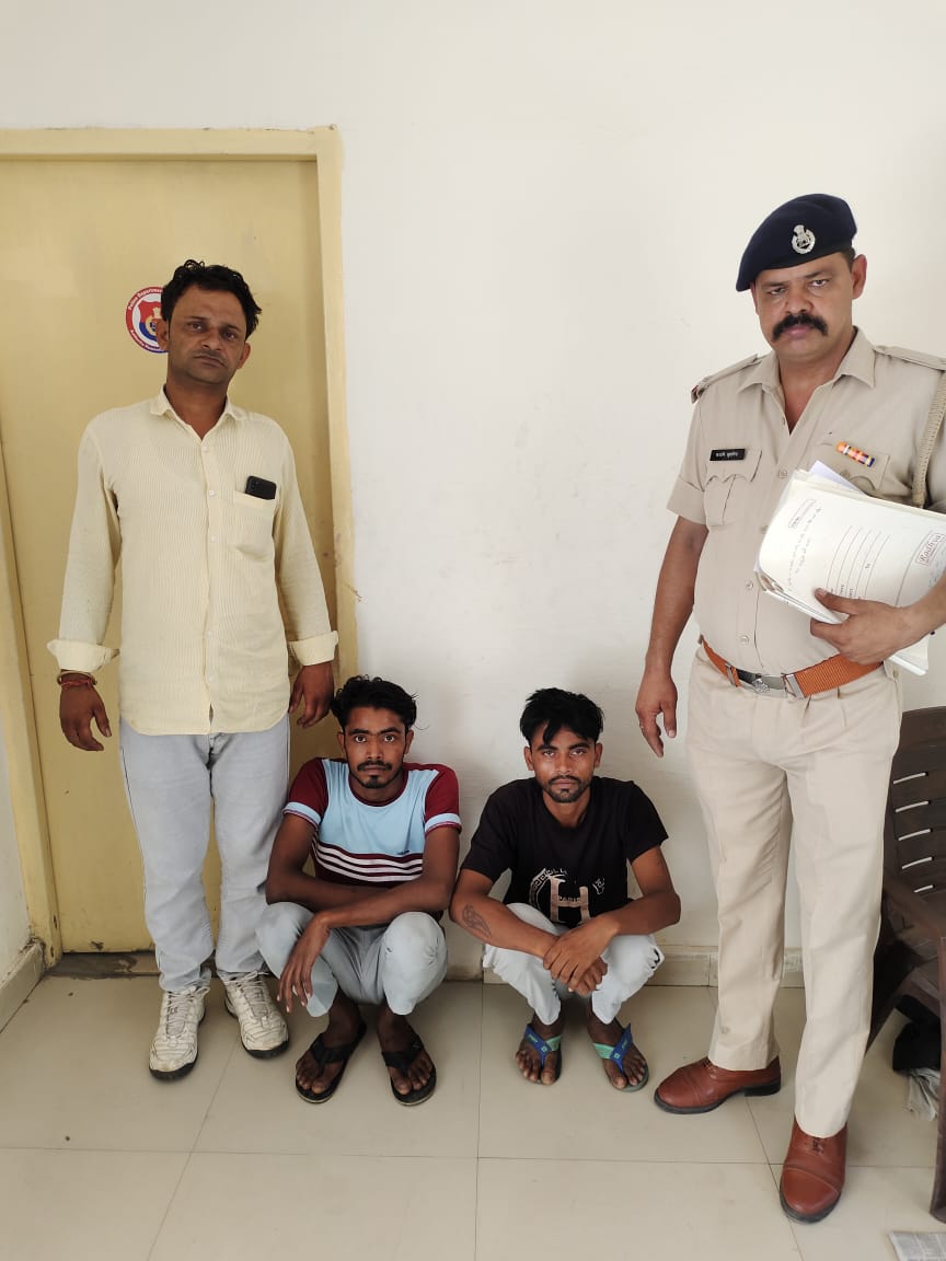 लूट की कोशिश करने वाले 2 आरोपियों को क्राइम ब्रांच सेक्टर-56 की टीम ने चोरी की मोटरसाईकिल सहित किया गिरफ्तार,