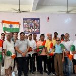 हर घर तिरंगा अभियान के तहत सेक्टर 17 मे किया झंडा वितरण कार्यक्रम आयोजित – पूर्व मंत्री विपुल गोयल