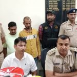क्राइम ब्रांच बॉर्डर की टीम ने रात्रि गस्त के दौरान 2 आरोपियो को अवैध हथियार के जखीरे के साथ किया गिरफ्तार
