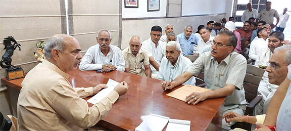 कैबिनेट मंत्री मूलचंद शर्मा ने लोगों को दी शिक्षक दिवस पर बधाई