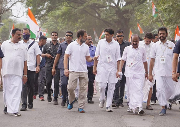 राजस्थान में टूट के आसार से भारत जोड़ो में खलल:राहुल पूरे समय अपडेट ले रहे, वेणुगोपाल को दिल्ली भेजा