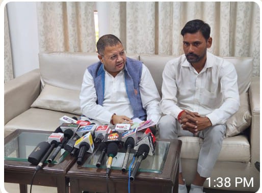 फरीदाबाद में हुई वार्डबंदी को लेकर चण्डीगढ में सरकार पर गरजे विधायक नीरज शर्मा