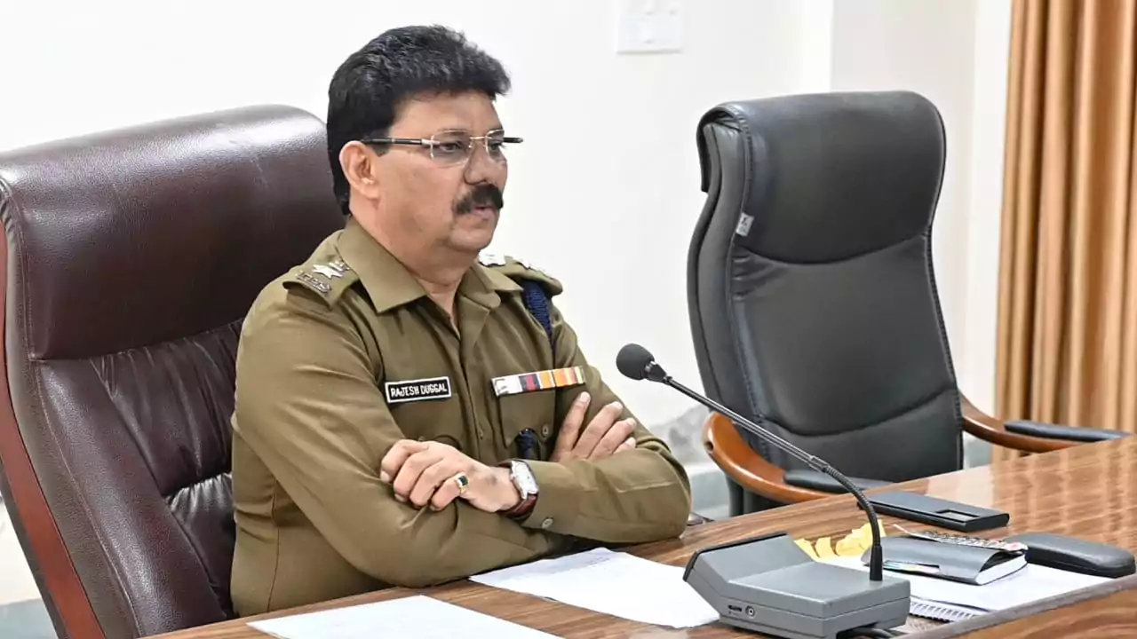 पुलिस अधीक्षक पलवल ने आगामी पंच सरपंच चुनाव के मद्देनजर ने ली पुन: रिव्यु – मीटिंग, निष्पक्ष एवं शांतिपूर्ण चुनाव हेतु दिए कड़े निर्देश