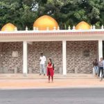 गुंबद वाले बस स्टॉप को BJP सांसद ने मस्जिद कहा: धमकी दी- प्रशासन ने 4 दिन में नहीं गिराया गया तो खुद तोड़ दूंगा