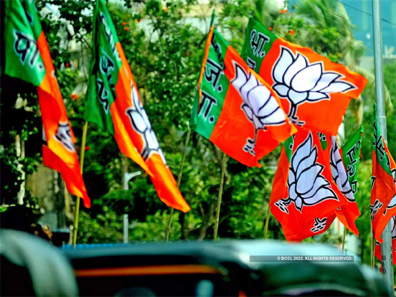 बीजेपी ने 11 बागी नेताओं को सस्पेंड किया: MCD चुनाव में पार्टी उम्मीदवारों के खिलाफ पर्चा भरने का आरोप, 6 साल के लिए पार्टी से निकाला