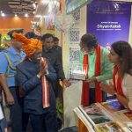 भारतीय अंतरराष्ट्रीय व्यापार मेले में माननीय राज्यपाल बंडारू दत्तात्रेय ने हरियाणा पैविलियन के स्टॉलों का किया दौरा