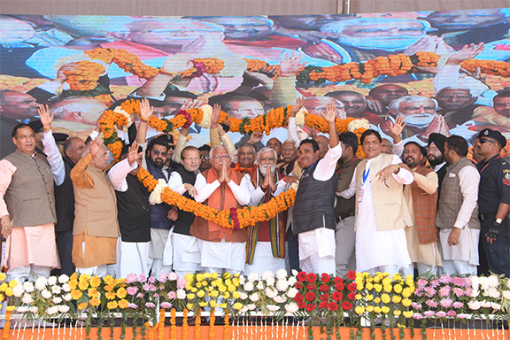 मुख्यमंत्री श्री मनोहर लाल की संत महापुरूष सम्मान एवं विचार प्रसार योजना से हुए ब्रह्मज्ञानी गदगद