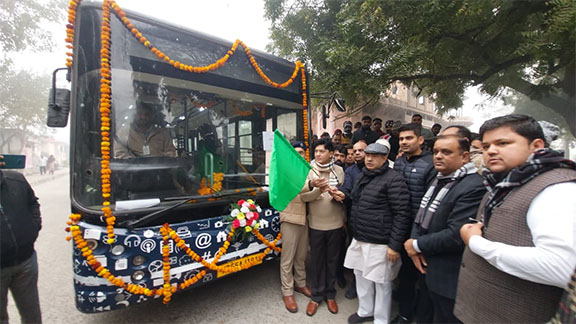 Cabinet Minister Moolchand Sharma paid tribute to Martyr Raja Nahar Singh on his martyrdom day