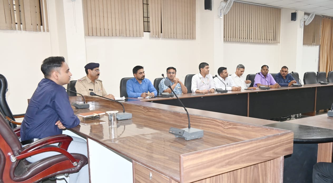 Superintendent of police palwal ने जिला उद्यमियों के साथ की बैठक