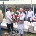 पूर्व उद्योग मंत्री विपुल गोयल ने ऑर्फनेज एज होम में छोटे बच्चों संग केक खिलाकर डिजिटल तरीके से मनाया मुख्यमंत्री मनोहर लाल खट्टर का 70वां जन्मदिवस