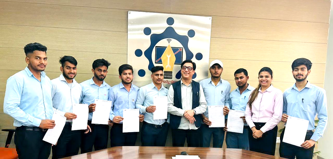 Vice-Chancellor of Shri Vishwakarma Kaushal Vishwavidyalaya Dr. Raj Nehru handed over the letters