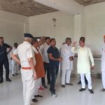 तिगांव मॉडल संस्कृति स्कूल की नवनिर्मित इमारत का निरीक्षण करने पहुंचे विधायक राजेश नागर