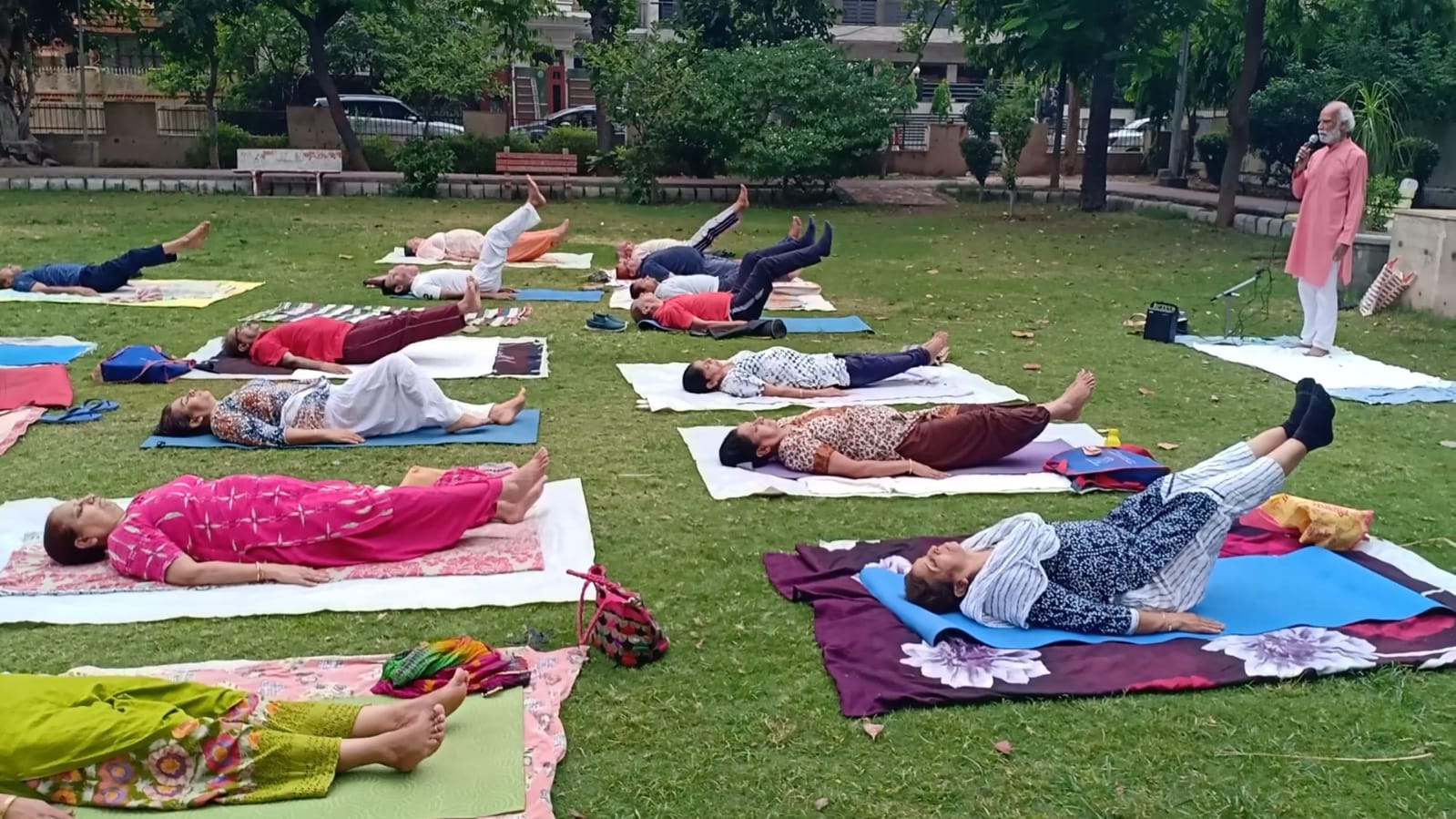 योग को दिनचर्या का अभिन्न अंग बनाएं : योगाचार्य हरीश मोहन