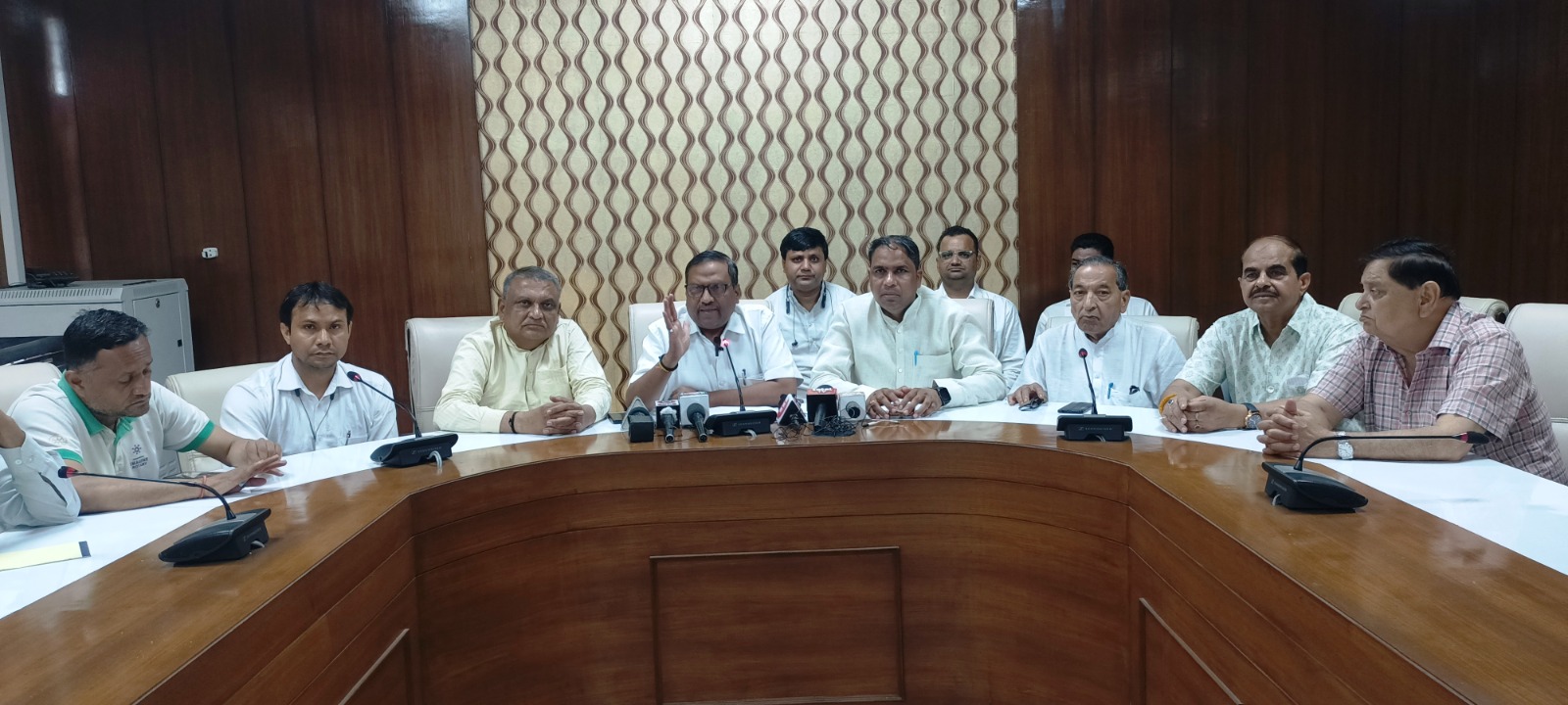 बल्लभगढ़ से पलवल मेट्रो कनेक्टिविटी विकास में मील का पत्थर होगी साबित : विधायक दीपक मंगला