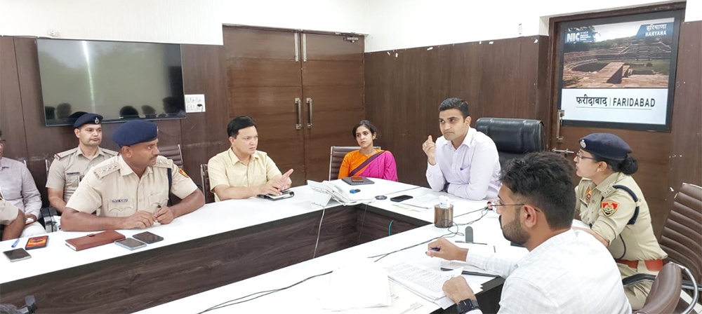 कावड़ यात्रा को लेकर उपायुक्त विक्रम सिंह ने ली अधिकारियों की मीटिंग