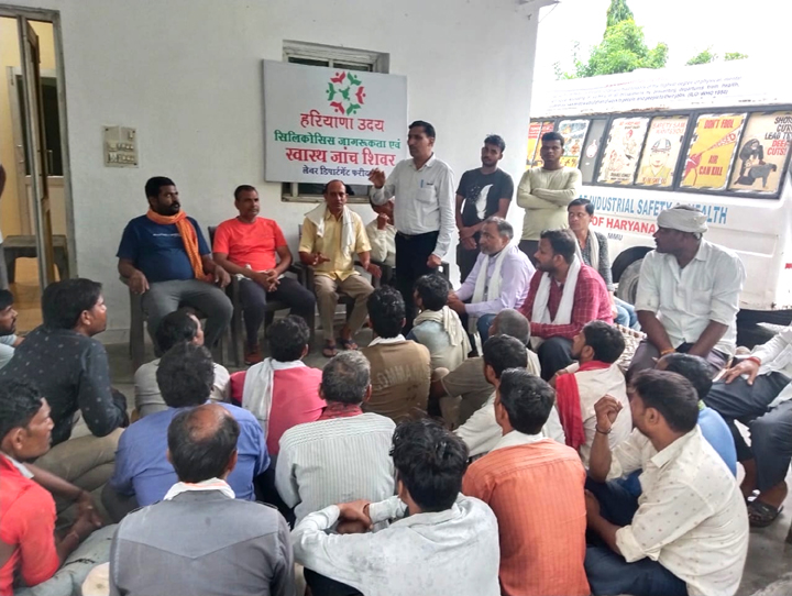 हरियाणा उदय/ आउट रिच के तहत स्वास्थ्य शिविर का आयोजन पाली मोहब्बताबाद के स्टोन क्रेशरों पर: डीसी विक्रम सिंह
