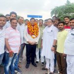विपुल गोयल ने दाऊजी महाराज के समक्ष माथा टेक की प्रदेश की उन्नति की कामना