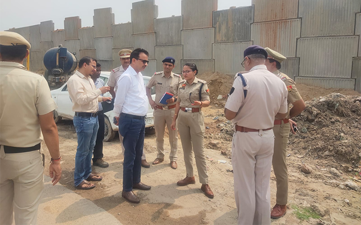 कावड़ यात्रा को लेकर डीसीपी सैन्ट्रल ने संबधिंत अधिकारियों के साथ कावड़ यात्रा रूट किया निरक्षण, दिए आवश्यक दिशा निर्देश