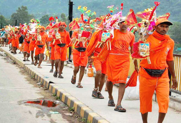 कावड़ यात्रा के दौरान कावड़ यात्री आगरा कैनाल के साथ सड़क मार्ग का करें प्रयोग
