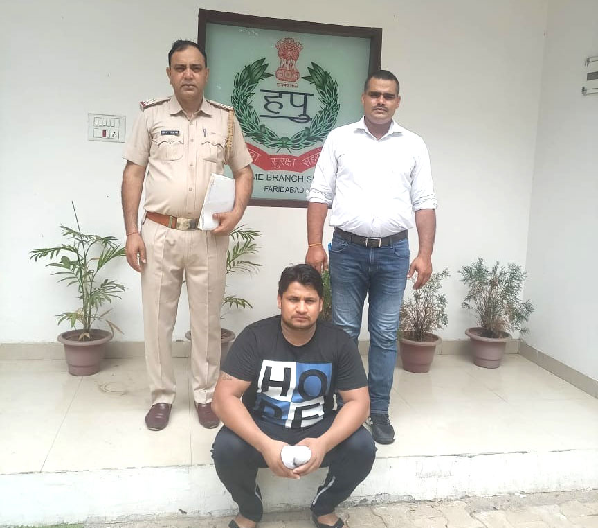 Crime Branch Sector-65 team arrested the accused along with desi katta