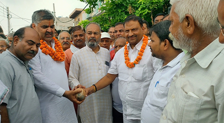 MLA दीपक मंगला ने लगभग 11.50 करोड रुपए के विकास कार्यों का किया शुभारंभ