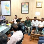 स्कूल खुलने और स्कूल की छुट्टी के समय ट्रैफिक पुलिस साथ मिलकर यातायात व्यवस्था को सुचारू ढंग से चलाए : एसडीएम परमजीत चहल