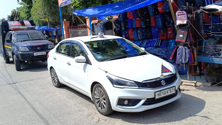 डीसीपी नरेंद्र कादियान ने सीमा सुरक्षा बल के साथ पैदल मार्च निकाल आमजन को भाईचारे की भावना को बढ़ावा देने का दिया संदेश