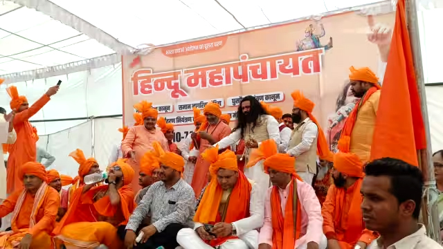 नूंह में हिंसा के बाद फिर निकलेगी ब्रजमंडल यात्रा, हिंदू महापंचायत में फैसला