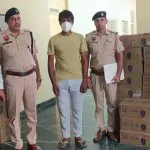 CIA palwal ने शराब तस्करी पर कड़ा प्रहार करते हुए गाड़ी मार्का छोटा हाथी मे रखे ऑक्सीजन टैंक के बीच छुपा कर लाई जा रही लाखों रुपए की अवैध शराब की बड़ी खेप सहित एक तस्कर को दबोचा