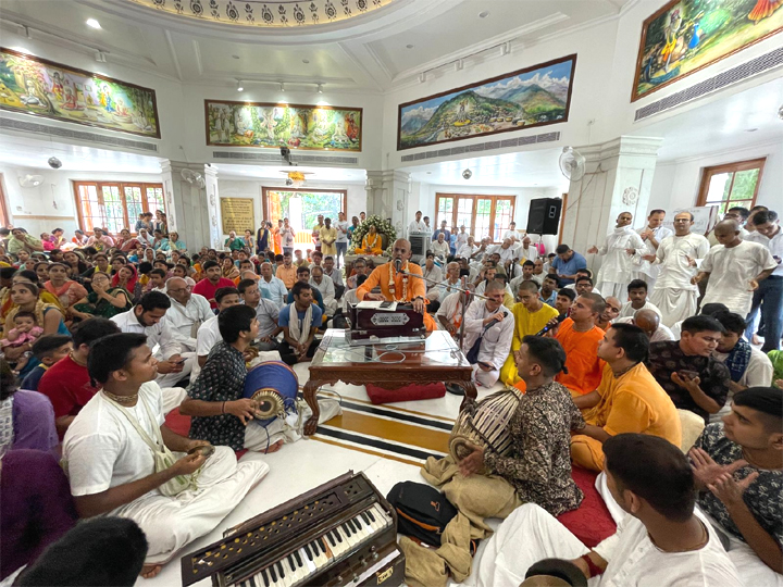 Iskcon फ़रीदाबाद में 31 अगस्त को बलराम जयंती बड़े हर्षोल्लास के साथ मनाई गई