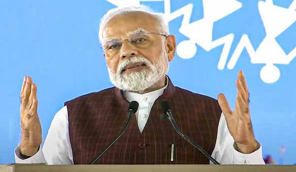 घमंडिया गठबंधन सनातन को समाप्त करना चाहता है : PM MODI