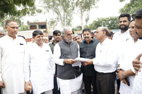 लोकसभा क्षेत्र की समस्त सडक़ों की होगी जल्द मरम्मत : सांसद कृष्णपाल गुर्जर