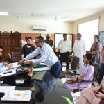 जिलाधीश विक्रम सिंह ने दिलाई 5 विदेशी नागरिकों को भारतीय नागरिकता की शपथ