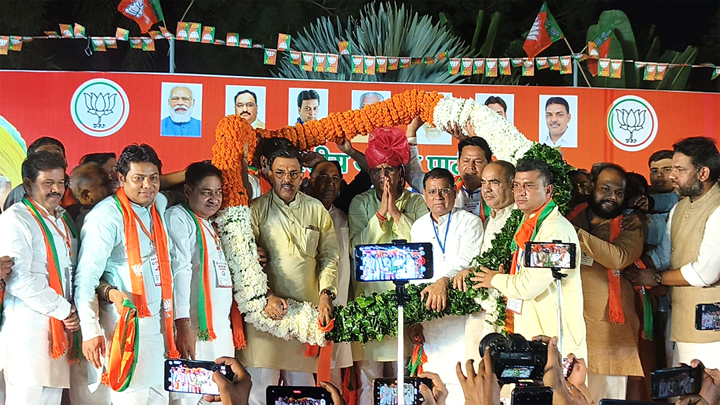 प्रधानमंत्री मोदी ने देश का गौरव बढ़ाया और मुख्यमंत्री मनोहर ने हरियाणा का सम्मान - ओमप्रकाश धनखड़