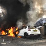 इजराइल की सड़कों पर लाशें, हमास के हमले में नीर ओज में मौजूद लोगों में से 50% खत्म