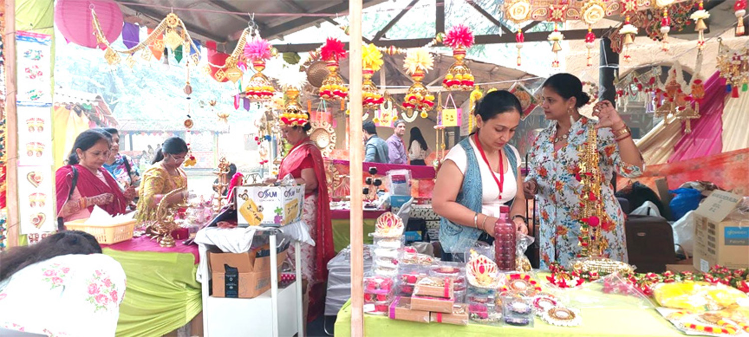 दिवाली उत्सव में दिखी महिला सशक्तिकरण की झलक