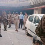 दिपावली पर सुरक्षा के मद्देनजर थाना मेट्रो तथा डॉग स्क्वायड की टीम ने मेट्रो सराय व एनएचपीसी चौक पर चलाया चेकिंग अभियान