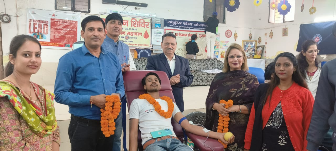 राजकीय कन्या वरिष्ठ माध्यमिक विद्यालय जैकबपुरा गुरुग्राम में रक्तदान शिविर का आयोजन