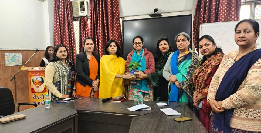 शताब्दी महाविद्यालय में महिलाओं के यौन उत्पीड़न जागरूकता कार्यक्रम का आयोजन